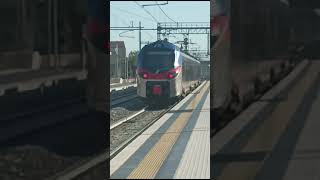 Pop proveniente da Barletta diretto a Bari Centrale in partenza dalla Stazione di Bari SSpirito 🇮🇹 [upl. by Rosetta]