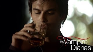 Diários De Um Vampiro 1x4 Stefan Coloca Verbena Na Bebida Do Damon Dublado HD [upl. by Eseret28]