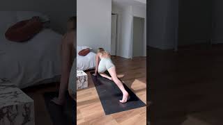 😍 Yoga With Anna 😍 Relaxing Yoga Flow with Friends 🧘‍♀️👍📨 Deep Stretch amp Relaxation yoga shorts [upl. by Dnana]