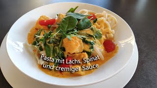 Pasta mit Lachs Spinat und cremiger Sahnesauce [upl. by Ilenay]