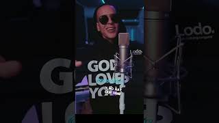 Daddy Yankee  Donante de Sangre Video Letras [upl. by Oicaro]