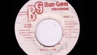 Smokey Joe  Cowboy Show  Dub  7quot Bun Gem 1988  KILLER DIGI ROOTS 80S DANCEHALL [upl. by Ervine]