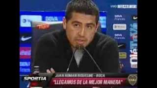 Riquelme se cruzó con un periodista en su conferencia [upl. by Shipp]