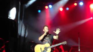 Dierks Bentley  I Hold On Live [upl. by Keelby]