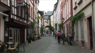 Bernkastel Kues Weinort an der Mosel  Deutschland  Burg Landshut  Reisebericht [upl. by Esdnil]