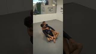 CROSSFACE ESTRANGULAMENTO bjj jiujitsu jiujitsutododia mma [upl. by Anek]