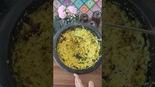 സദ്യയിലെ ക്യാബേജ് തോരൻ  Cabbage Thoran Kerala Style  Sadya Style thoran  Cabbage Thoran Malayalam [upl. by Airrej316]