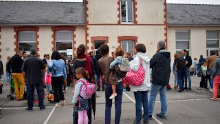 Islamisme à lécole  le point avec lancien inspecteur de lÉducation nationale JeanPierre Obin [upl. by Kilroy727]