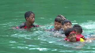 Berenang Bebas Di Kali Cokel  SI BOLANG 020424 [upl. by Aham477]