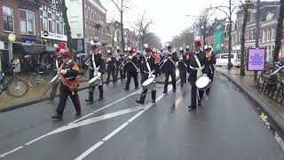 Grunos Postharmonie marcheert af van Stadhuis na afloop intocht Sinterklaas Groningen 2024 [upl. by Hanafee367]