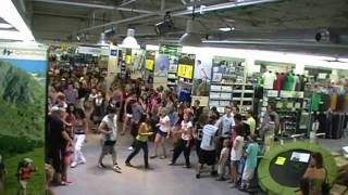 flash mob Decathlon Bailleul France [upl. by Razec]