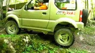 jimny 4x4 dans les bois ジムニー JB43 [upl. by Ysteb]