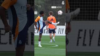 🔥 Endrick et Bellingham séclatent à lentraînement  shorts [upl. by Esilehc]