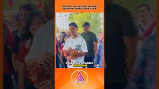 KAESANG PANGAREP MEMBAWA AYAM MEMBERIKAN KODE UNTUK JENDRAL PRABOWO videoviral shortvideo fyp [upl. by Cavan]