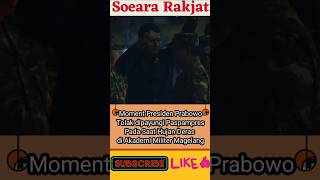 Moment Presiden Prabowo Tolak Dipayungi Oleh Paspampres dan Memilih Kehujanan saat di Akmil Magelang [upl. by Tail]