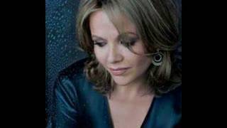 Renne Fleming sings Beau Soir [upl. by Aenitsirhc]