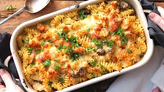 Chicken Alfredo Pasta Bake  the perfect creamy chicken pasta bake recipe [upl. by Dena298]