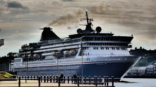 Fred Olsen Cruise ship Balmoral River Tyne [upl. by Lucais]