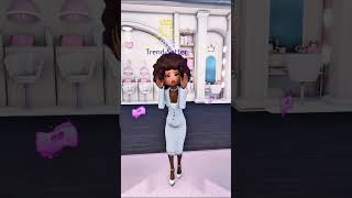 SERENA HOPS ON THIS TREND dresstoimpress roblox dti [upl. by Ettenna607]