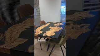 boomstamtafel epoxytafel vtwonen meubelmaker meubelontwerp epoxytable resinart eethoek [upl. by Arraeic]