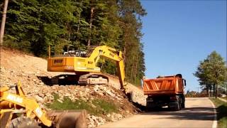 LIEBHERR Bagger in Action [upl. by Suirad]