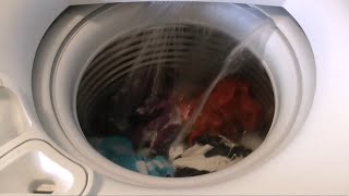 Full Cycle  Fisher amp Paykel Aquasmart washing towels [upl. by Yboc]