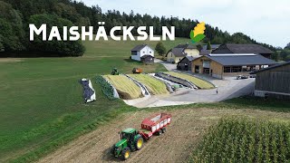 Maishäcksln af da Oimaned 🌽🚜 Gumpenbergeragrar [upl. by Medor119]