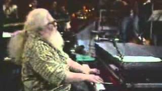 Hermeto Pascoal e Grupo  Peixinho 1984 [upl. by Wenn]