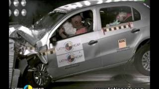 Crash test com o Volkswagen Gol Trend 16  com airbag [upl. by Una284]