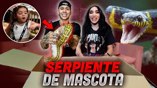 NOS DIERON UNA SERPIENTE REAL 🐍 Abriendo regalos de fans 🤯 Jukilop  Kimberly Loaiza [upl. by Ennovahs]