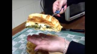 Torta rustica pasta sfoglia scaroleformaggioolive [upl. by Rehpotsirhk]