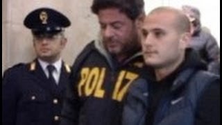 Napoli  Camorra arrestato capoclan Abbinante live 291212 [upl. by Nuyh307]