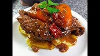 OSOBUCO al VINO TINTO OSSOBUCO al MALBEC Jarreta al Vino Canilla Chambarete Lagarto en Vino [upl. by Combes706]