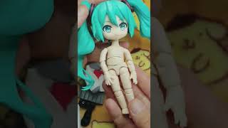 Nendoroid miku on obitsu 11 body [upl. by Aileme]