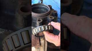 C30 GM 14 Bolt Hub Rebuild Disassembly and Assembly [upl. by Bathilda]