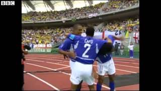 Ronaldinho scores 40yard freekick vs England [upl. by Beatrisa]