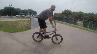 skatepark bmx tricks [upl. by Anomar]