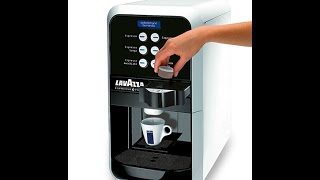 Lavazza EP2500 PLUS Bedienung Reinigung und Entkalkung [upl. by Aehcim545]