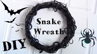 Snake Wreath ♥ DIY Halloween Décor [upl. by Zakaria821]