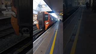 West Midlands Railway Train Pulling into Coventry Station [upl. by Fia579]