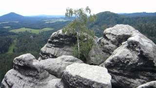 Dittersbacher Wände in der Böhmischen Schweiz und Teufelsmauer nahe Oschitz in Tschechien [upl. by Hermine]