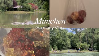 🇩🇪VLOG 유럽여행 in 독일 뮌헨ㅣ독일에서 꼭 가야하는 영국정원🌳ㅣ하리보 젤리🧸ㅣ학센amp슈니첼 🍖ㅣ알테 피나코테크🏛 ㅣ납작복숭아 🍑ㅣep03 자매여행 👱🏻‍♀️👩🏼 [upl. by Ahsinik]