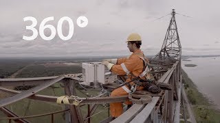 Au sommet avec un monteur de ligne  une expérience en vidéo 360 vidéo 360 4K [upl. by Perseus]