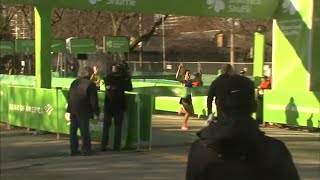 Chicago Shamrock Shuffle 2022 draws 20K for festive downtown running event [upl. by Imuy]