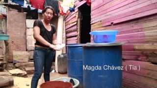 Haciendo tortillas niño huérfano costea sus estudios y ayuda a sus hermanos [upl. by Mackay]