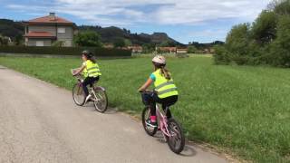 Nos movemos en bici [upl. by Nafets783]