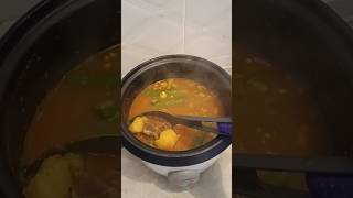 🍲Tumbukiza made in a rice cooker beef stew tumbukiza foodie slowcookerrecipe [upl. by Nnaul]