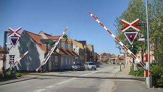 Spoorwegovergang Sakskøbing DK  Railroad crossing  Jernbaneoverskæring [upl. by Shannan403]