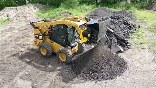 MB L160 Crushing Asphalt [upl. by Kenney220]