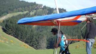 Ollies first hang gliding crash  ouch [upl. by Erlina]